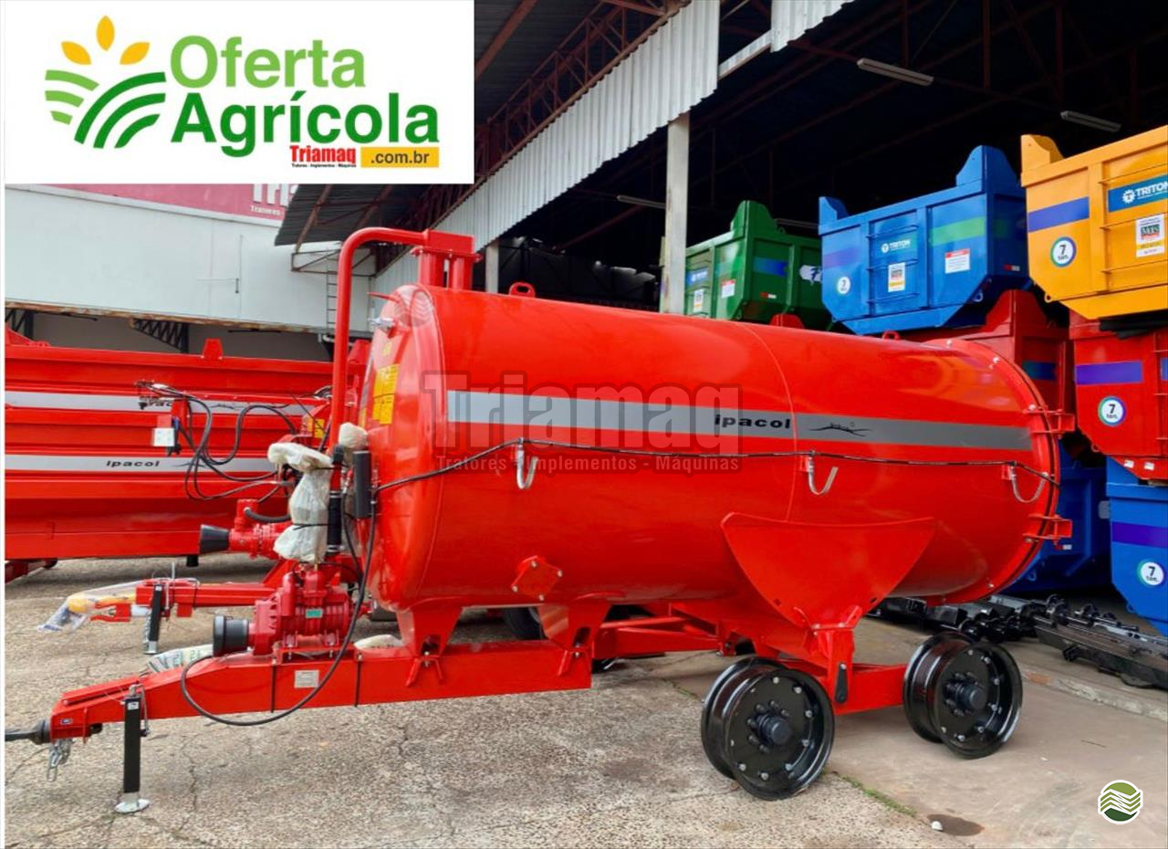 IMPLEMENTOS AGRICOLAS DISTRIBUIDOR ADUBO ORGÂNICO LÍQUIDO Triamaq Tratores UBERLANDIA MINAS GERAIS MG